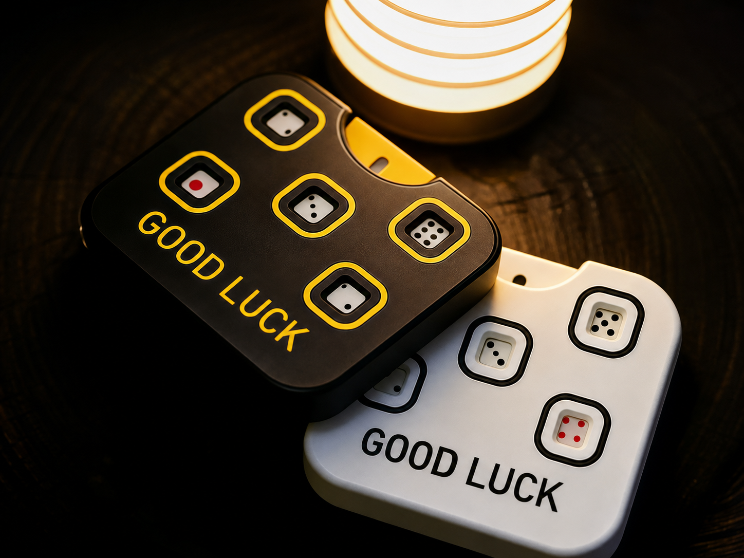 Mechanical Press Dice Card, 5 Random Points Push Activated Dice Fidget Toy, Portable EDC Stress Relief Fidget Gadget for Poker Gambling Card Game, Tabletop Board Game, Party & Holiday Gathering Game Prop