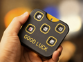 Mechanical Press Dice Card, 5 Random Points Push Activated Dice Fidget Toy, Portable EDC Stress Relief Fidget Gadget for Poker Gambling Card Game, Tabletop Board Game, Party & Holiday Gathering Game Prop