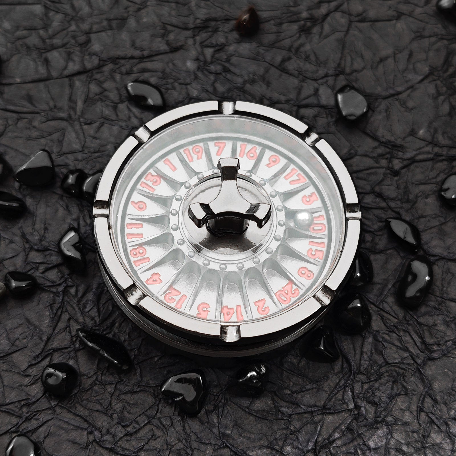 Metal Rotating D20 Dice Spinner for DND, Spin Dial D20 Die for Dungeons and Dragons, COC, Call of Cthulhu, RPG, TRPG, Tabletop Role Playing Games